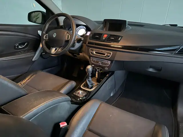 Renault Megane view 3