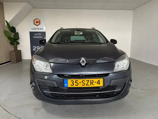 Renault Megane view 6
