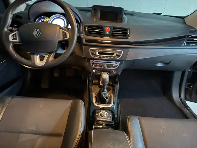 Renault Megane view 15