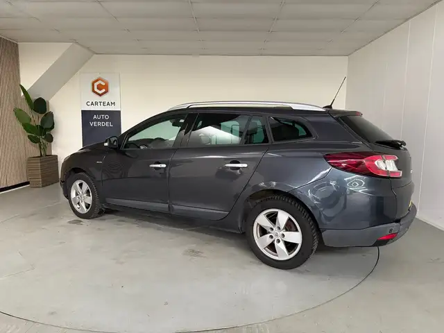 Renault Megane view 2