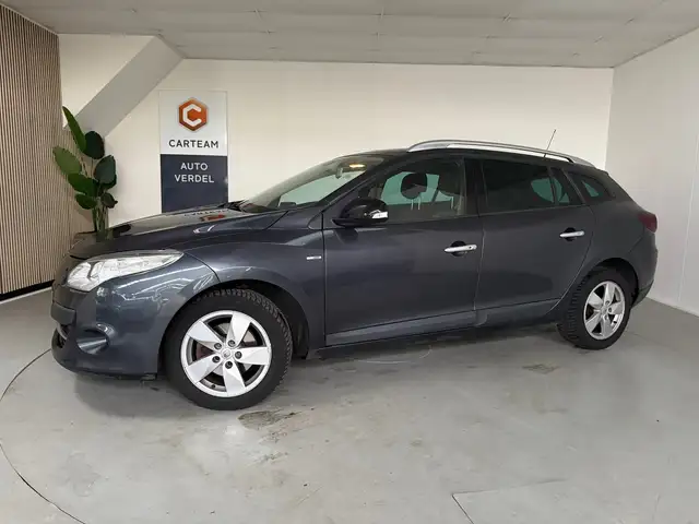 Renault Megane view 4