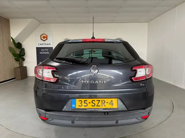 Renault Megane view 11