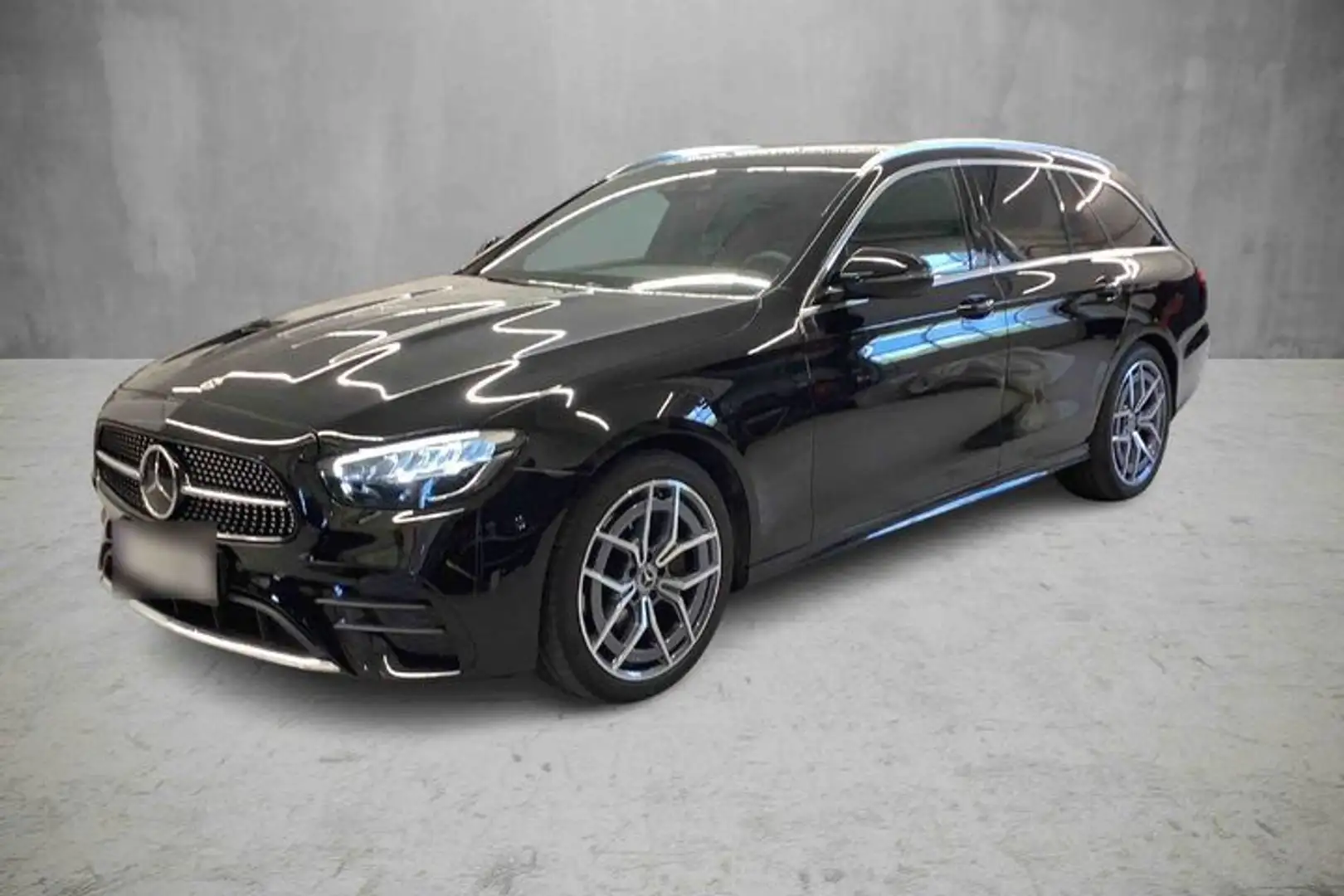 Mercedes-Benz E 220 d T AMG Style ACC PDC SHZ LED el.Heck AUT Schwarz - 1
