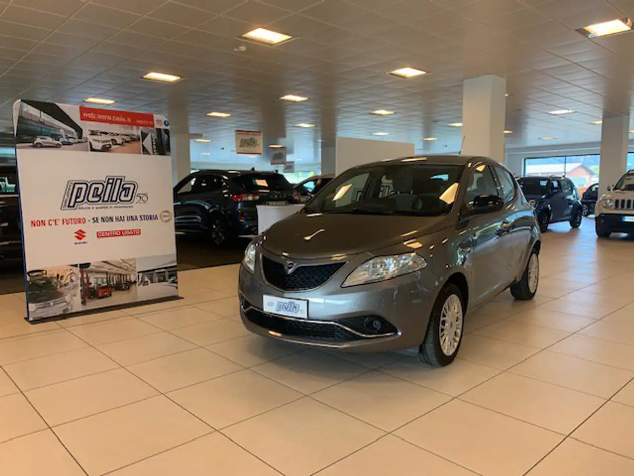 Lancia Ypsilon