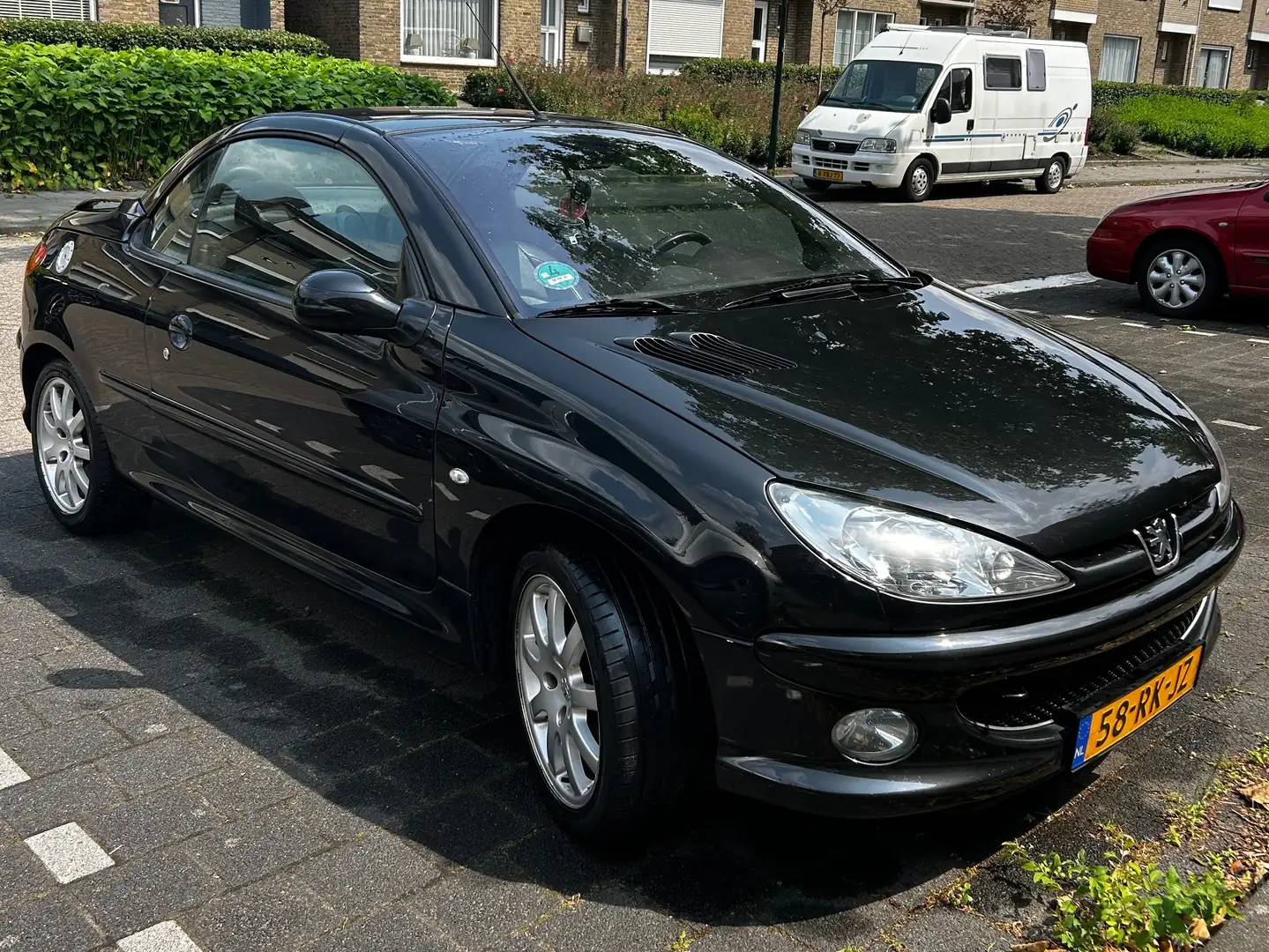 Peugeot 206 Cabrio Zwart - 2