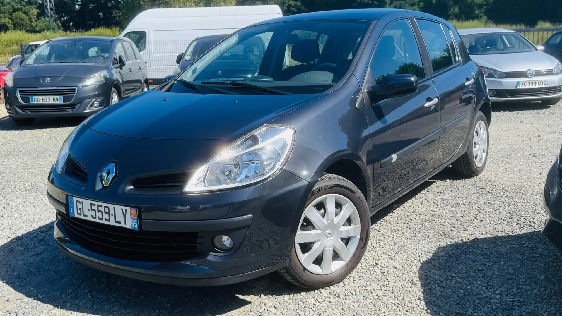 Renault Clio Clio III dCi 85 eco2 Dynamique Quickshift - 1