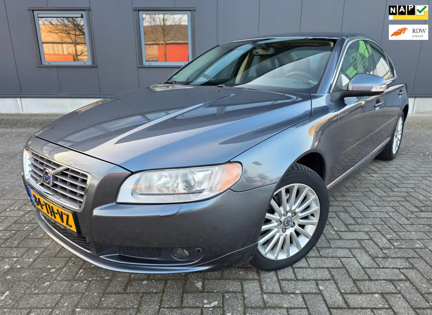 Volvo S80
