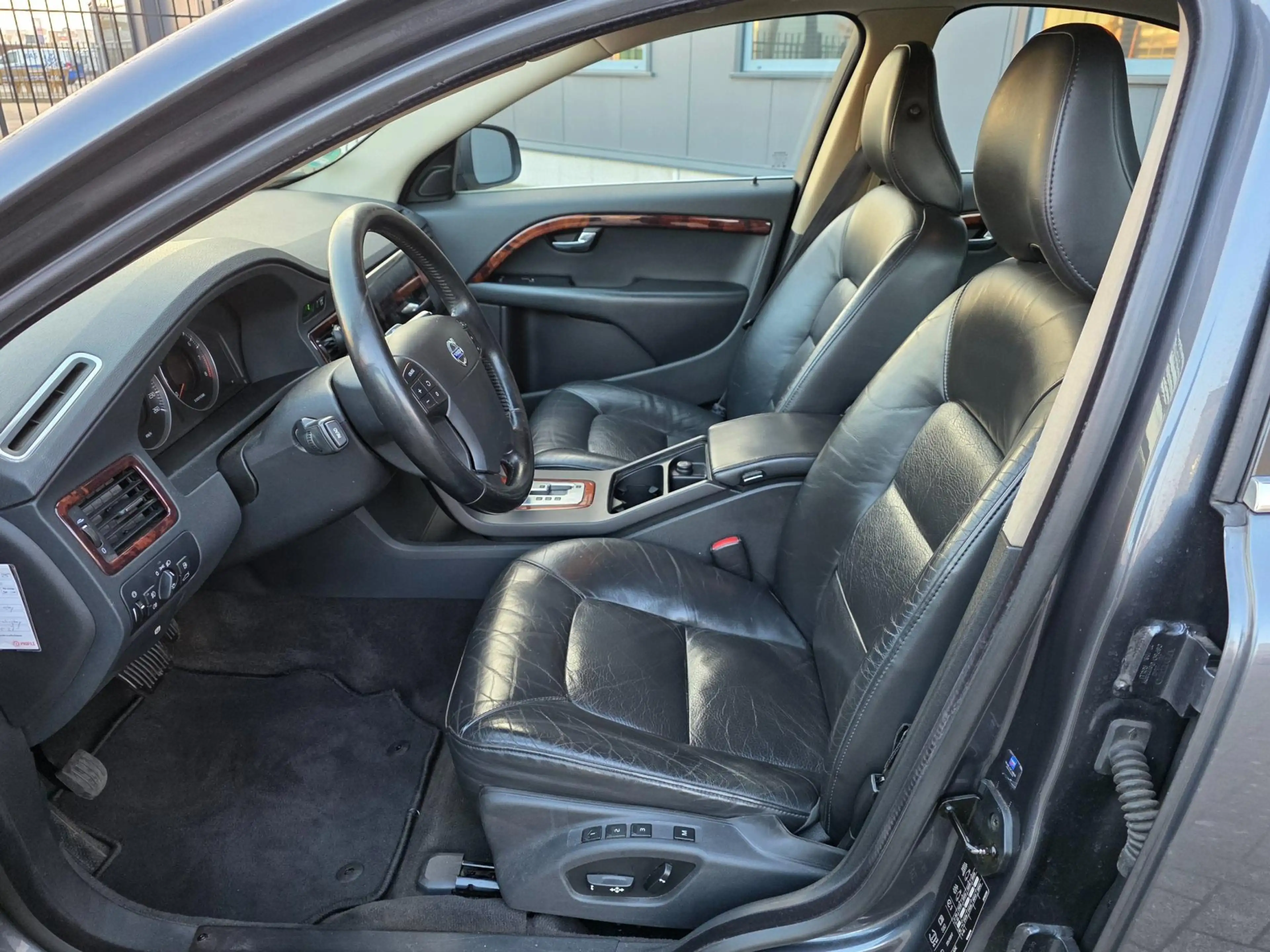 Volvo S80 3.2 Summum, netto € 6.570! — photo 7