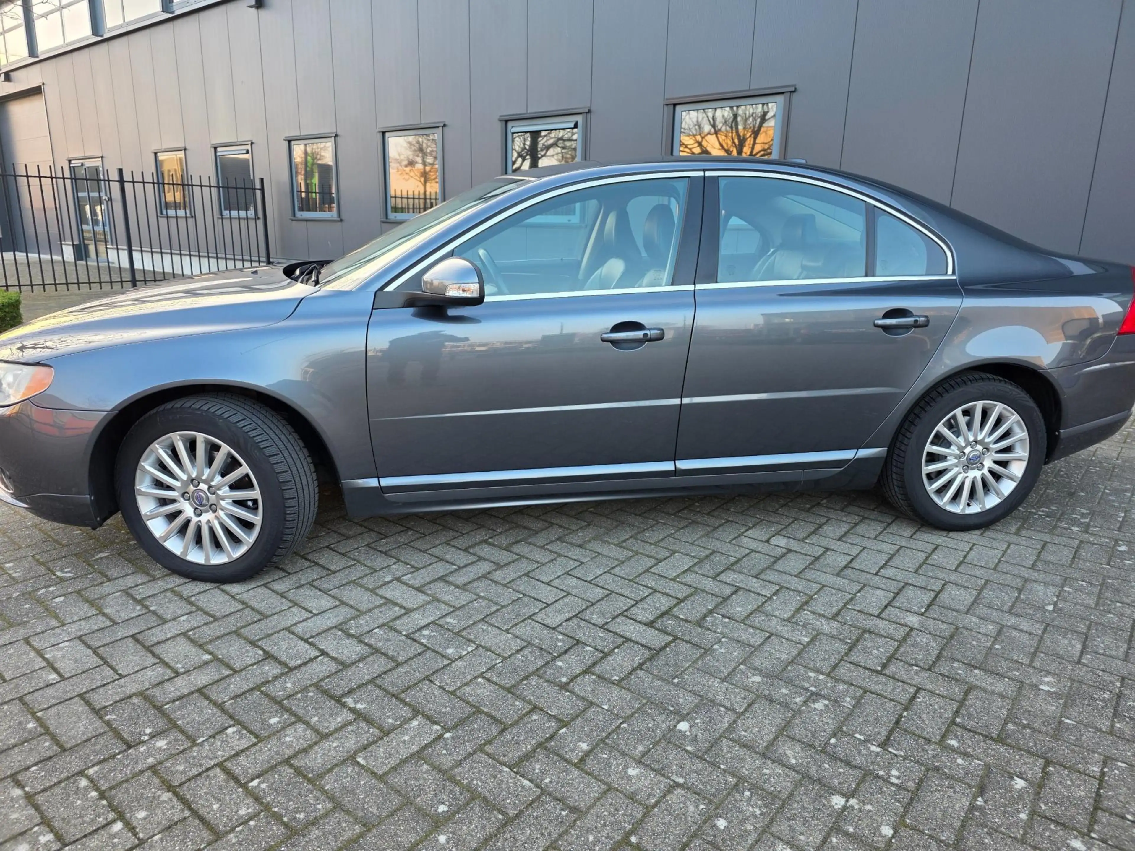 Volvo S80 3.2 Summum, netto € 6.570! — photo 11