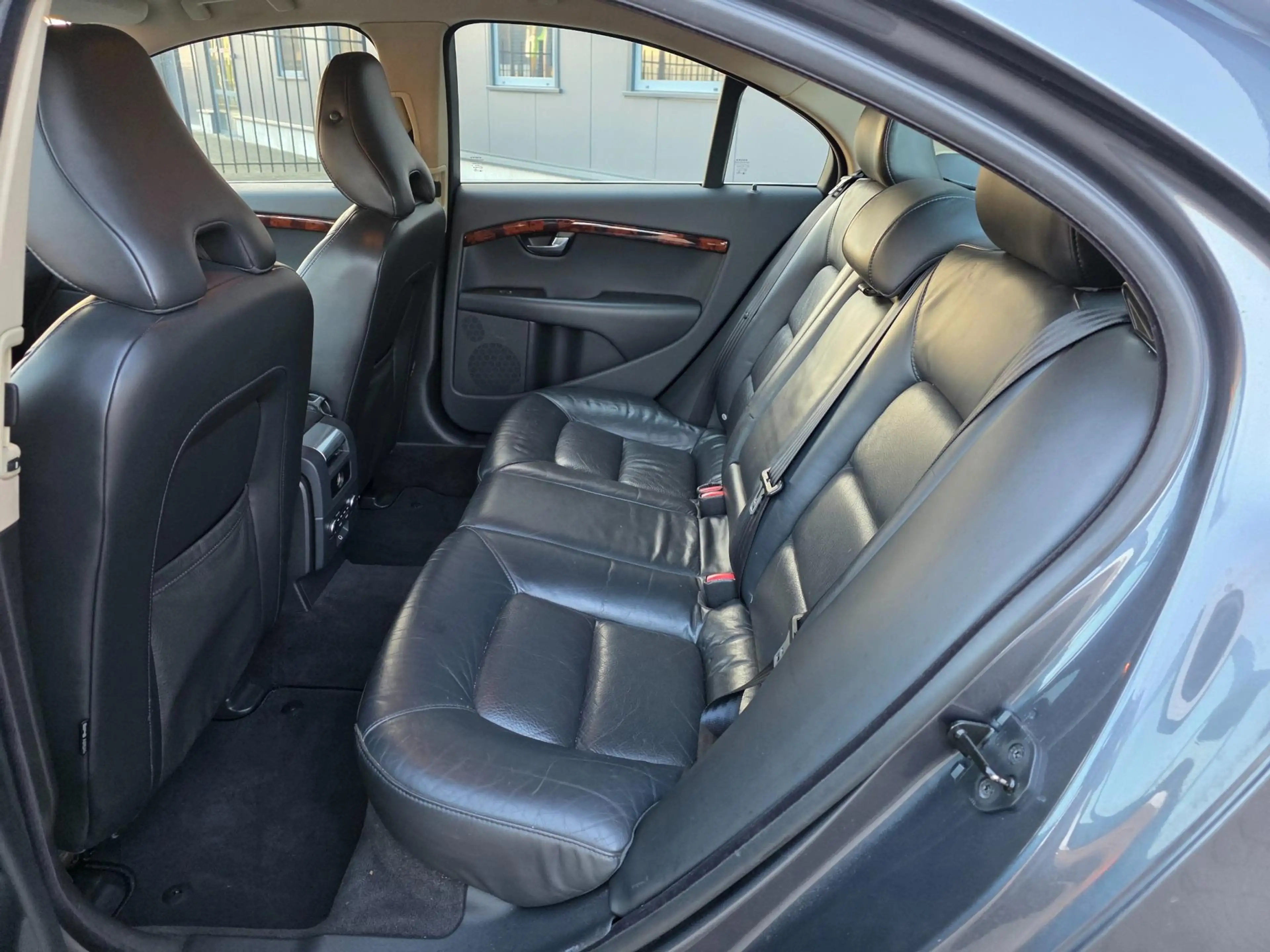 Volvo S80 3.2 Summum, netto € 6.570! — photo 10
