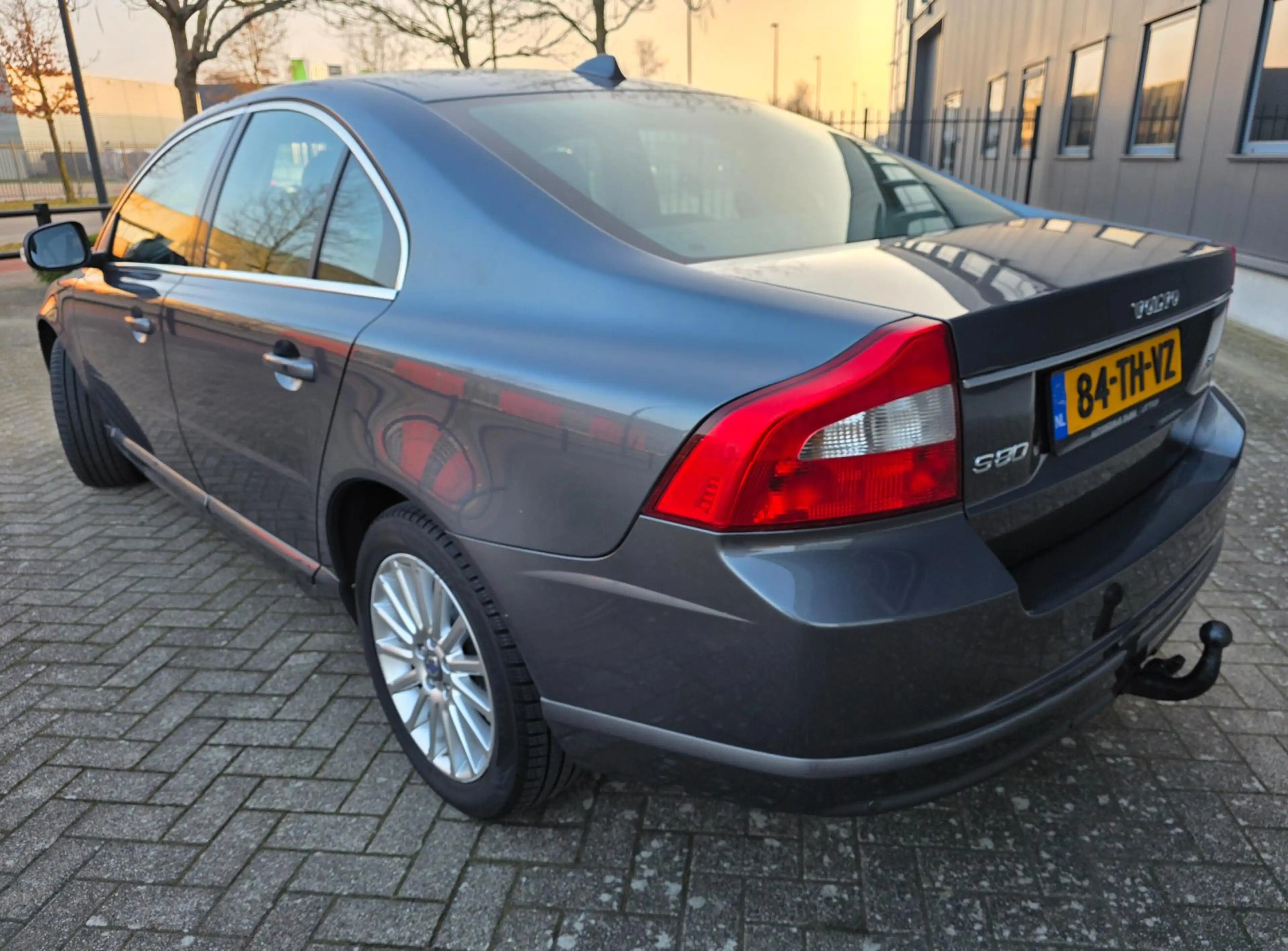 Volvo S80 3.2 Summum, netto € 6.570! — photo 12
