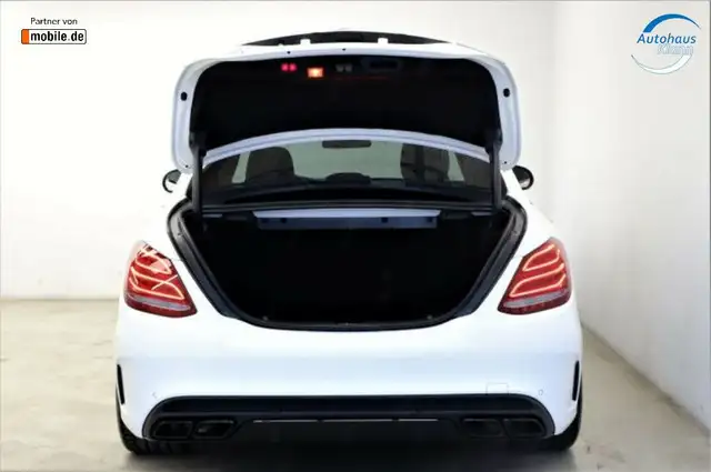 Mercedes-Benz C-Class view 6