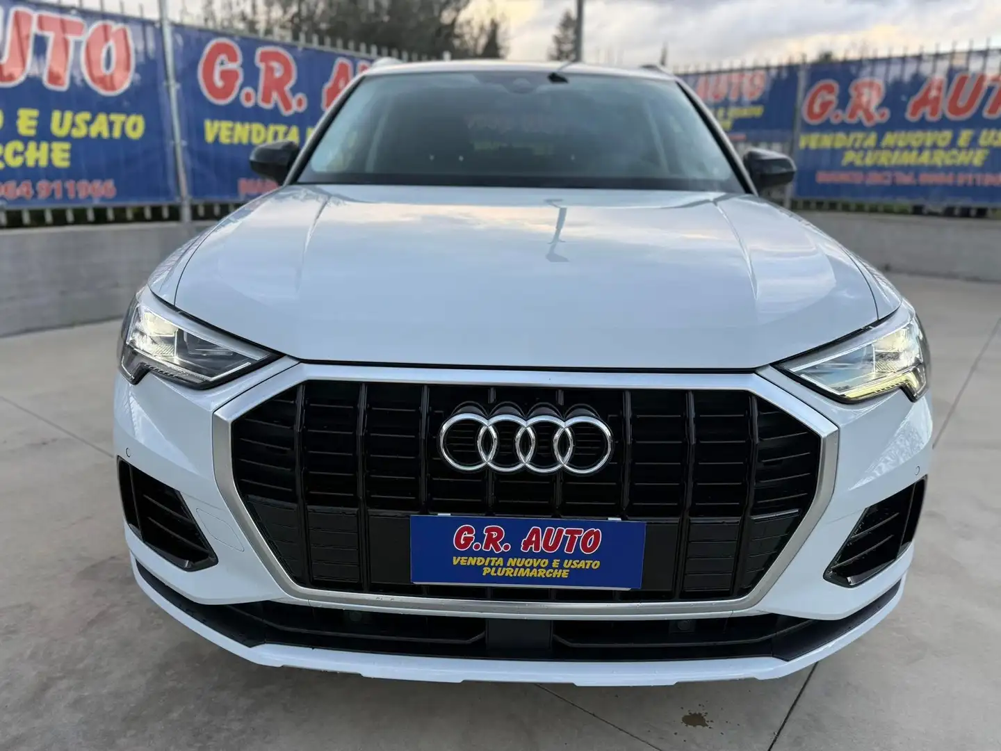 Audi Q3 Q3  35 tdi  s-tronic  UFF AUDI AZIENDALE GARANZIA Weiß - 2