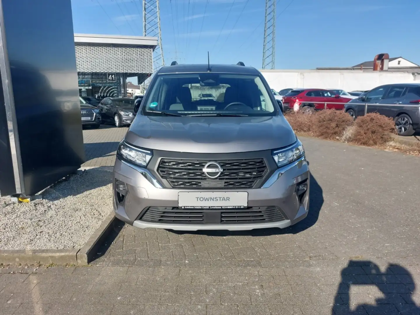 Nissan Townstar Kombi TEKNA L1 DIG-T 130PS AT Navi Digitales Cockp Gris - 2