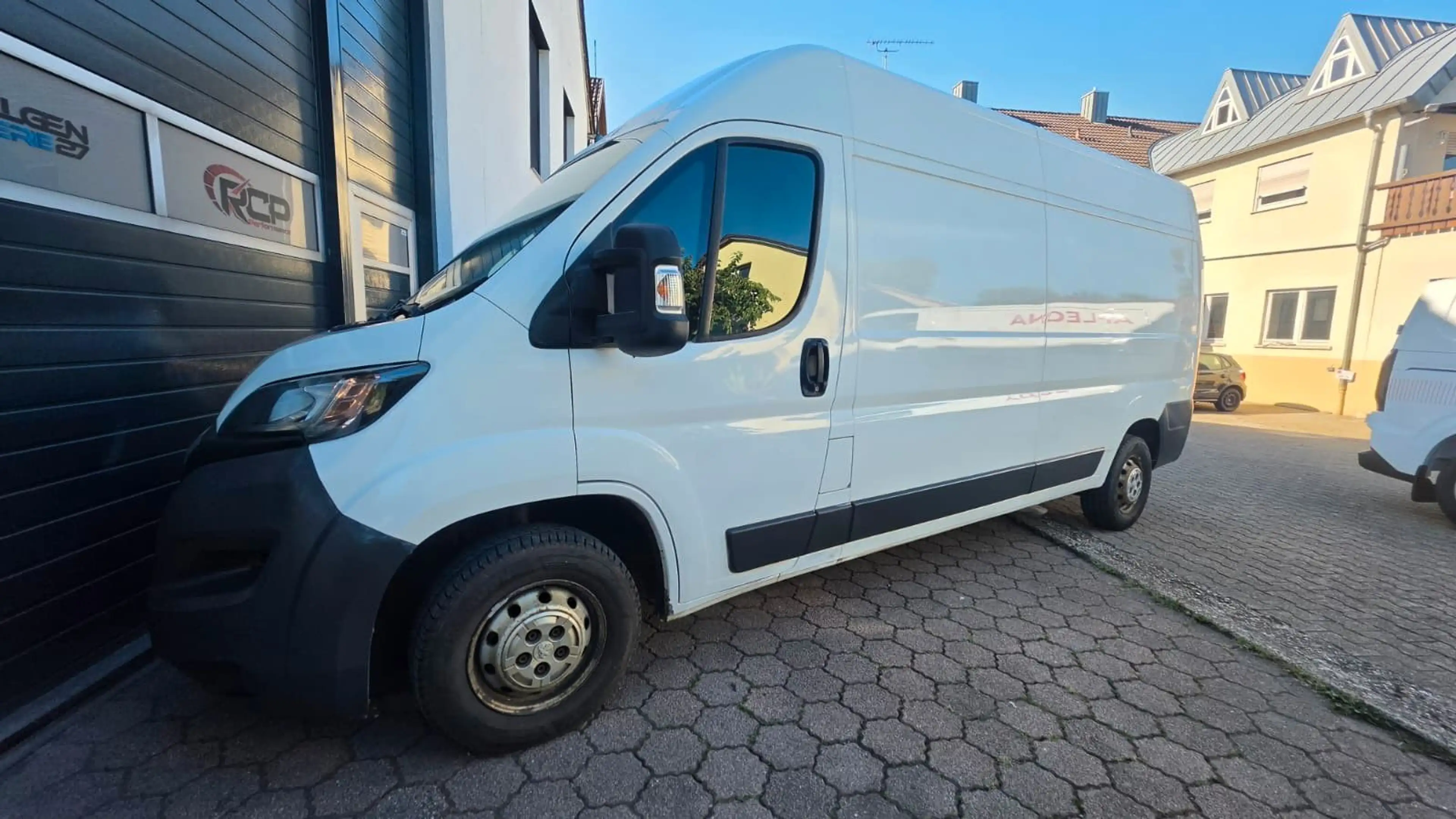 Peugeot Boxer 1. HAND Klima Lang Kasten Avantage+ L3/H2 — photo 3