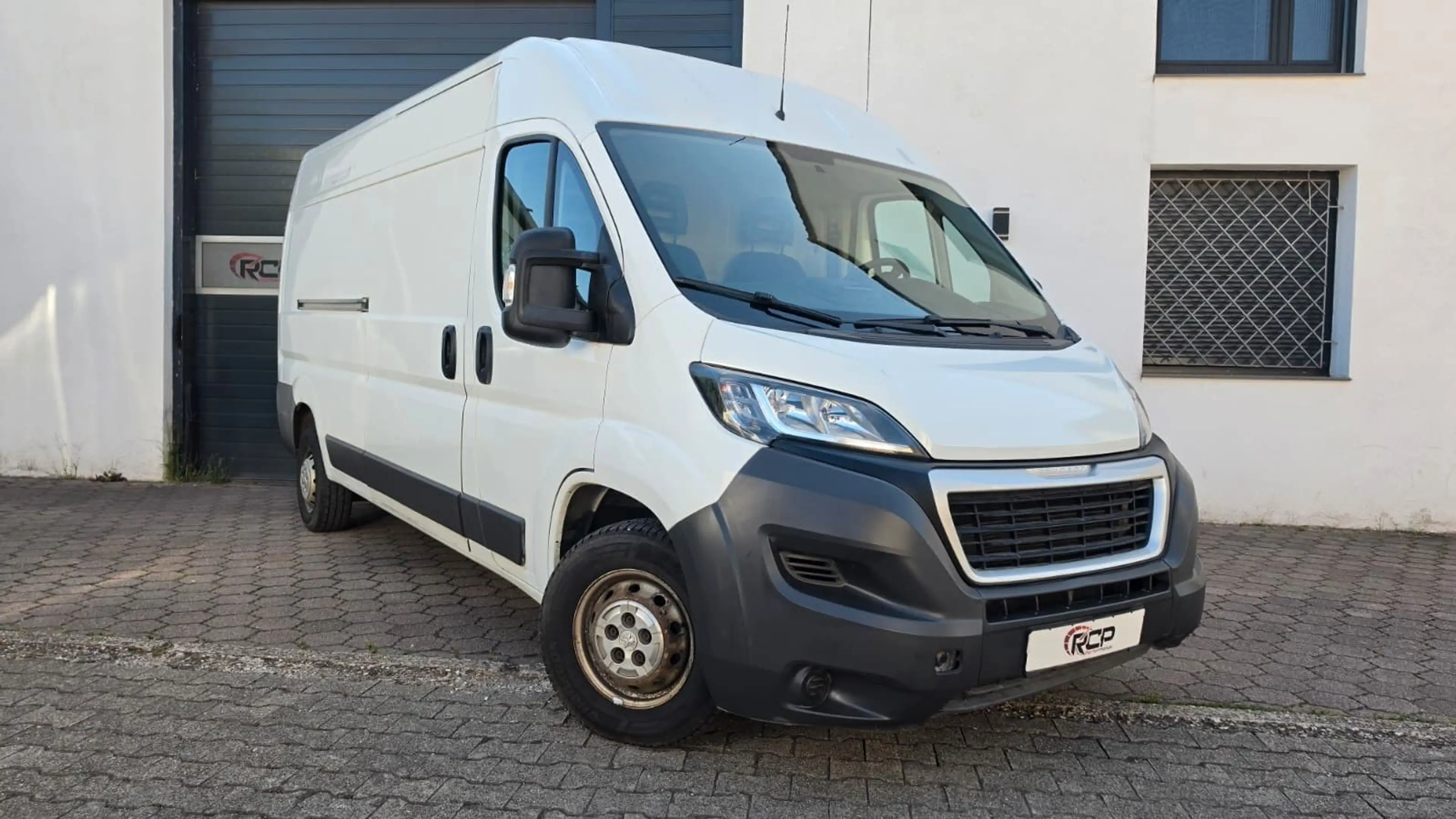 Peugeot Boxer 1. HAND Klima Lang Kasten Avantage+ L3/H2
