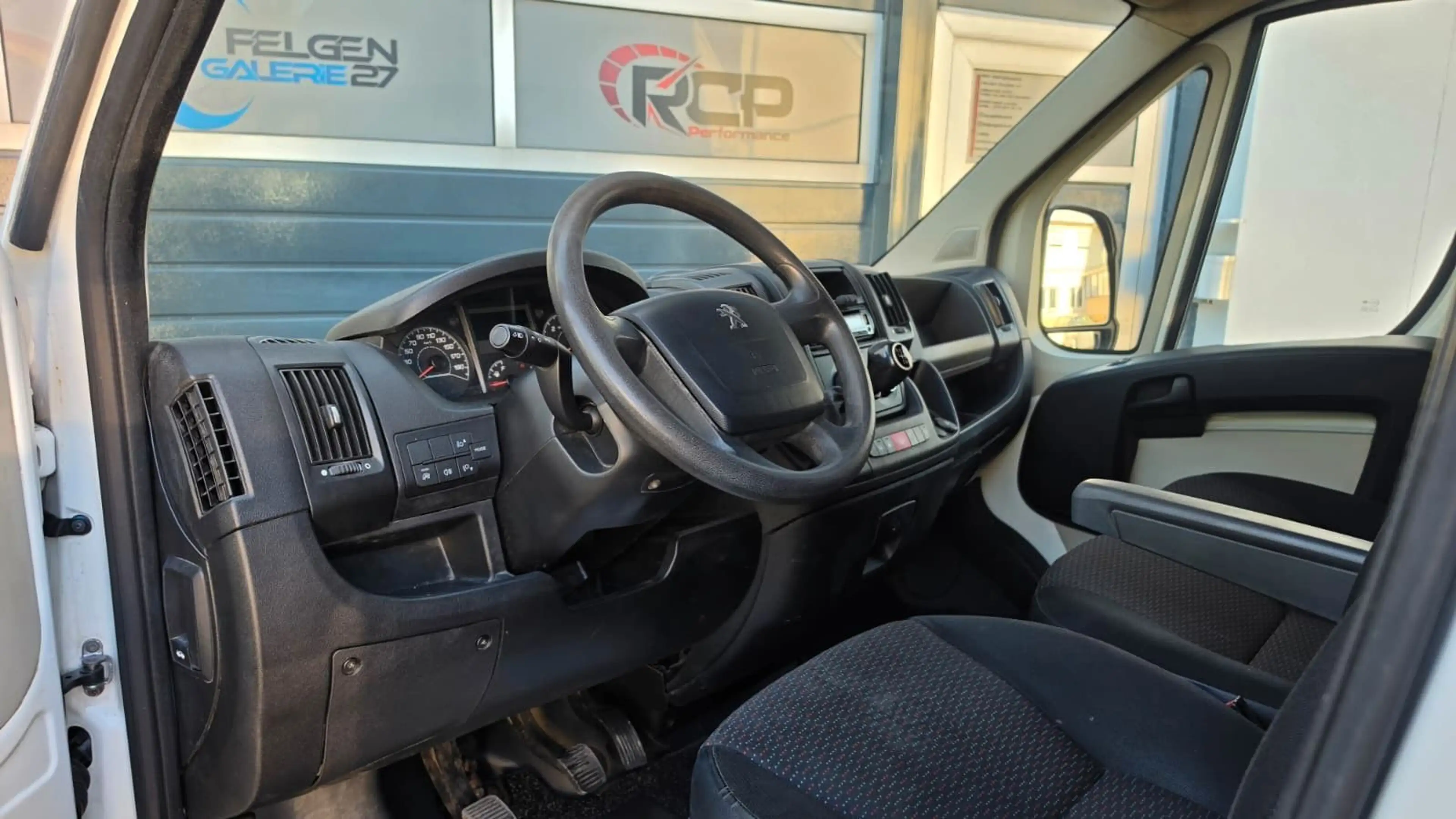 Peugeot Boxer 1. HAND Klima Lang Kasten Avantage+ L3/H2 — photo 12
