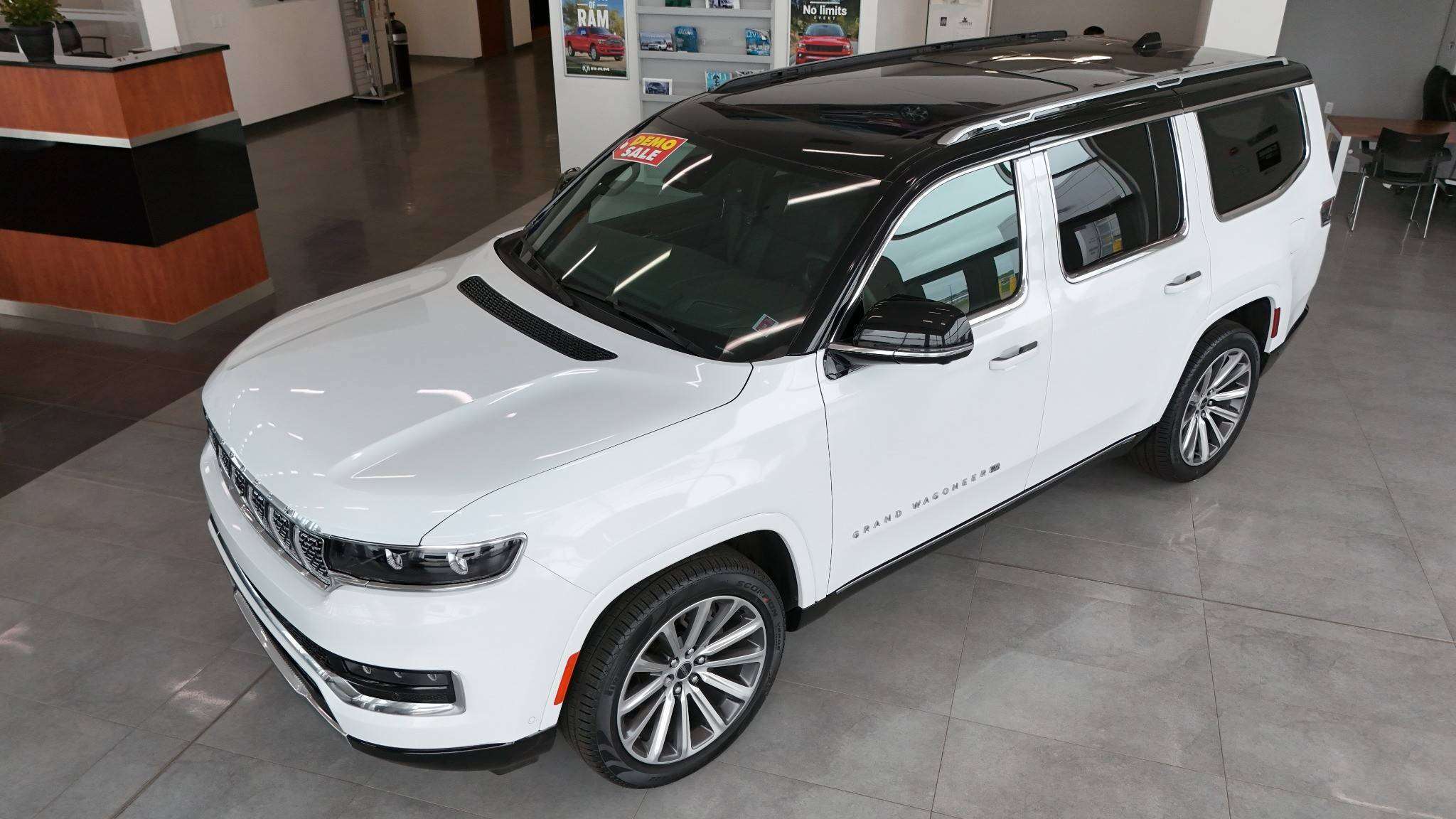 2025 Jeep Grand Wagoneer