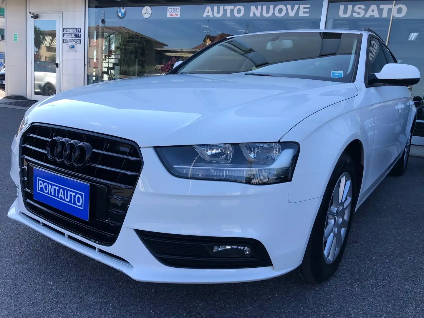 Audi A4 A4 IV 2012 Avant Avant 2.0 tdi Business 150cv Bianco - 1