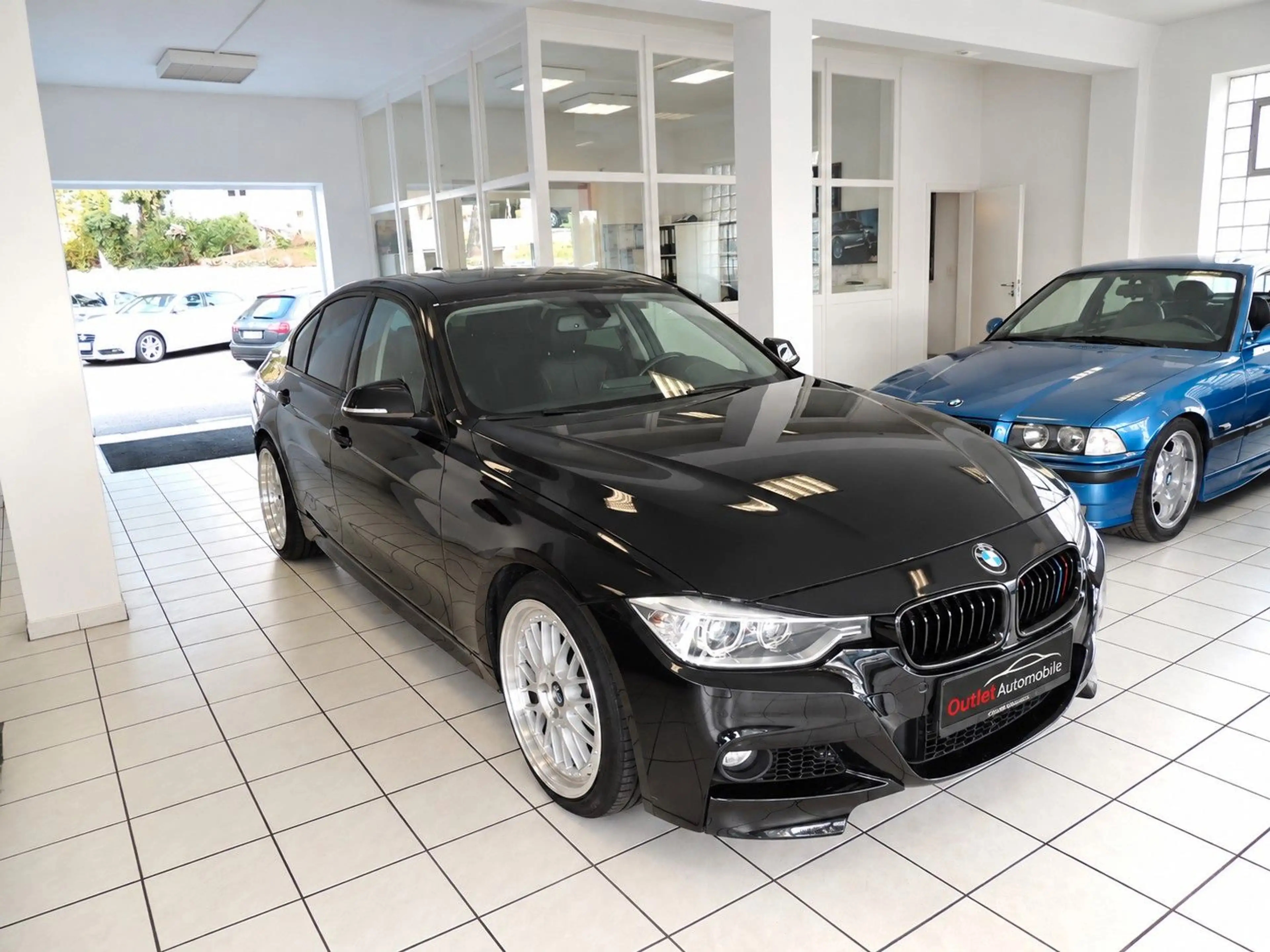 BMW 328 3 Limousine 328 i M-Paket — photo 2