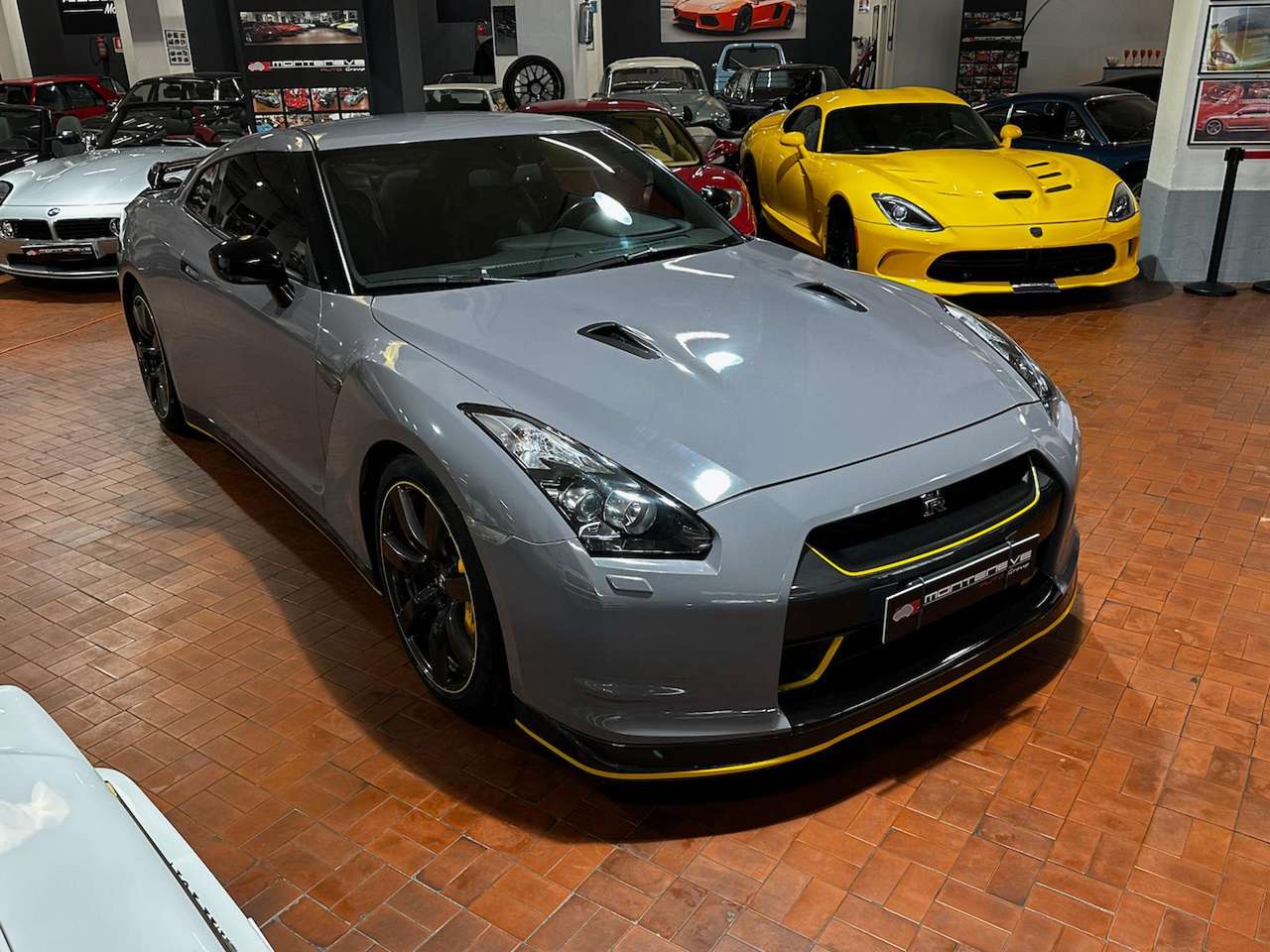 Nissan GT-R 3.8 V6 PREMIUM PREPARAZIONE HKS GT-800