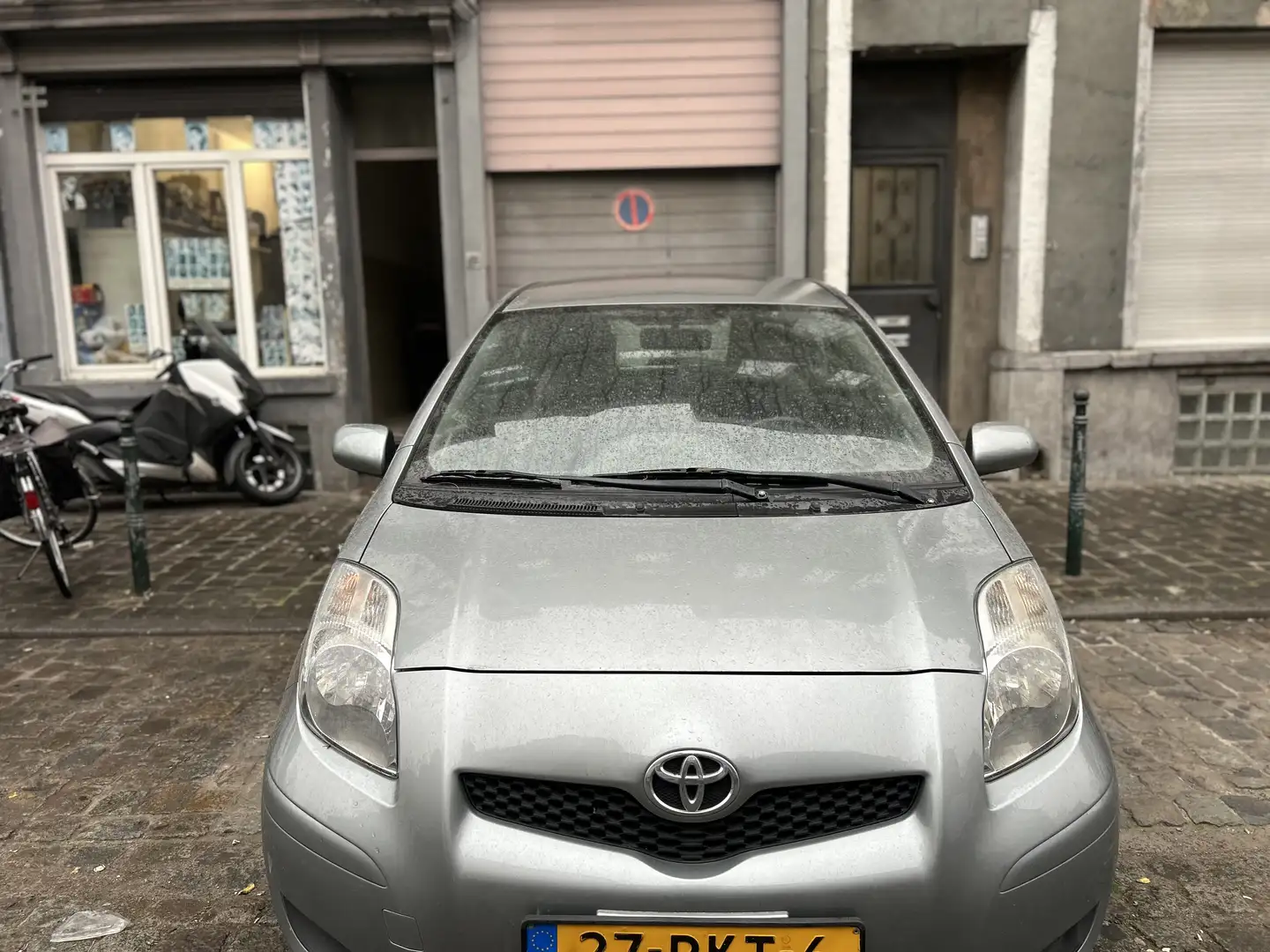 Toyota Yaris 1.3 VVT-i Sol Uniquement l’exportation - 1