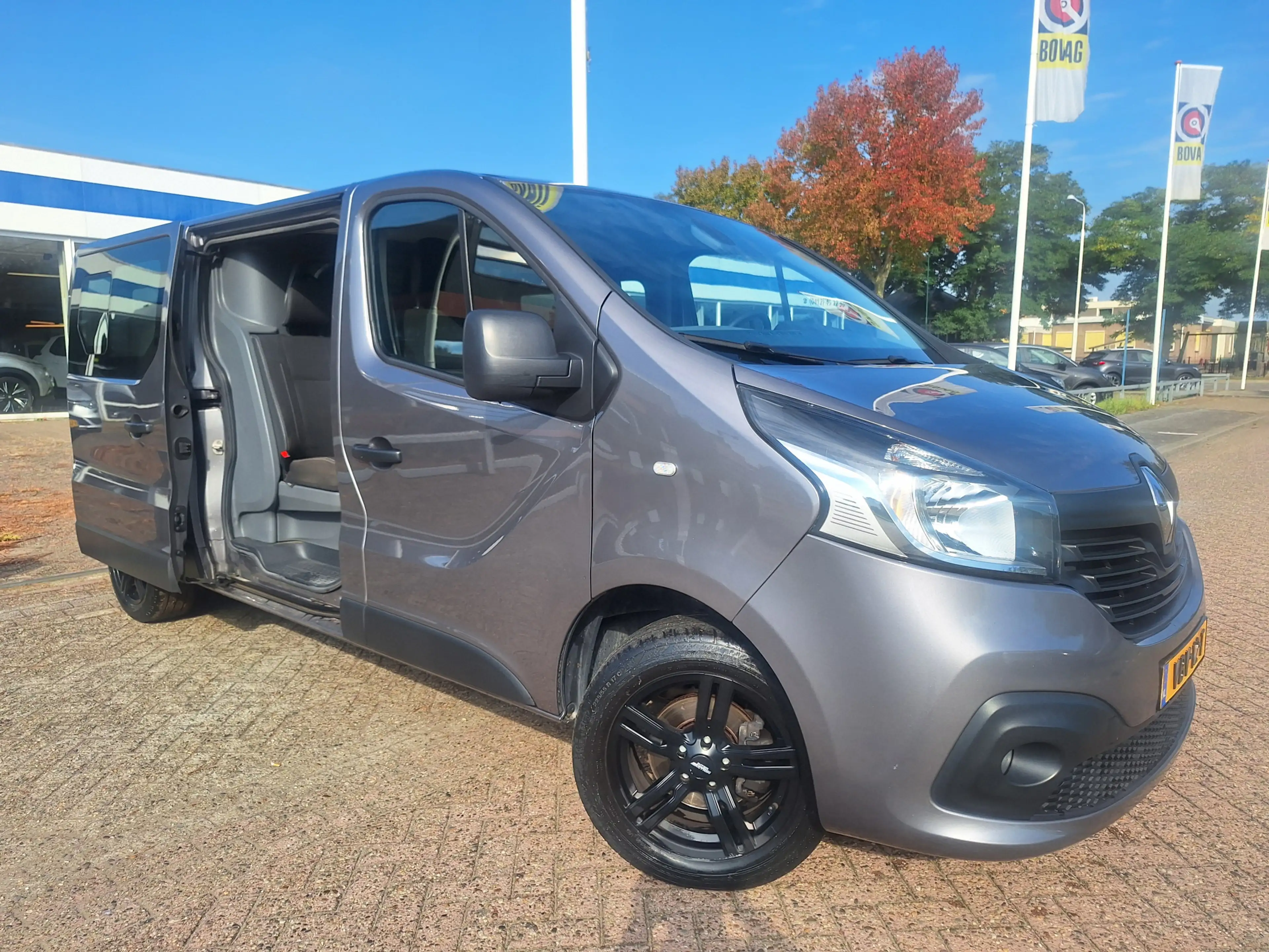 Renault Trafic 1.6 dCi T29 L2H1 DC Luxe — photo 2
