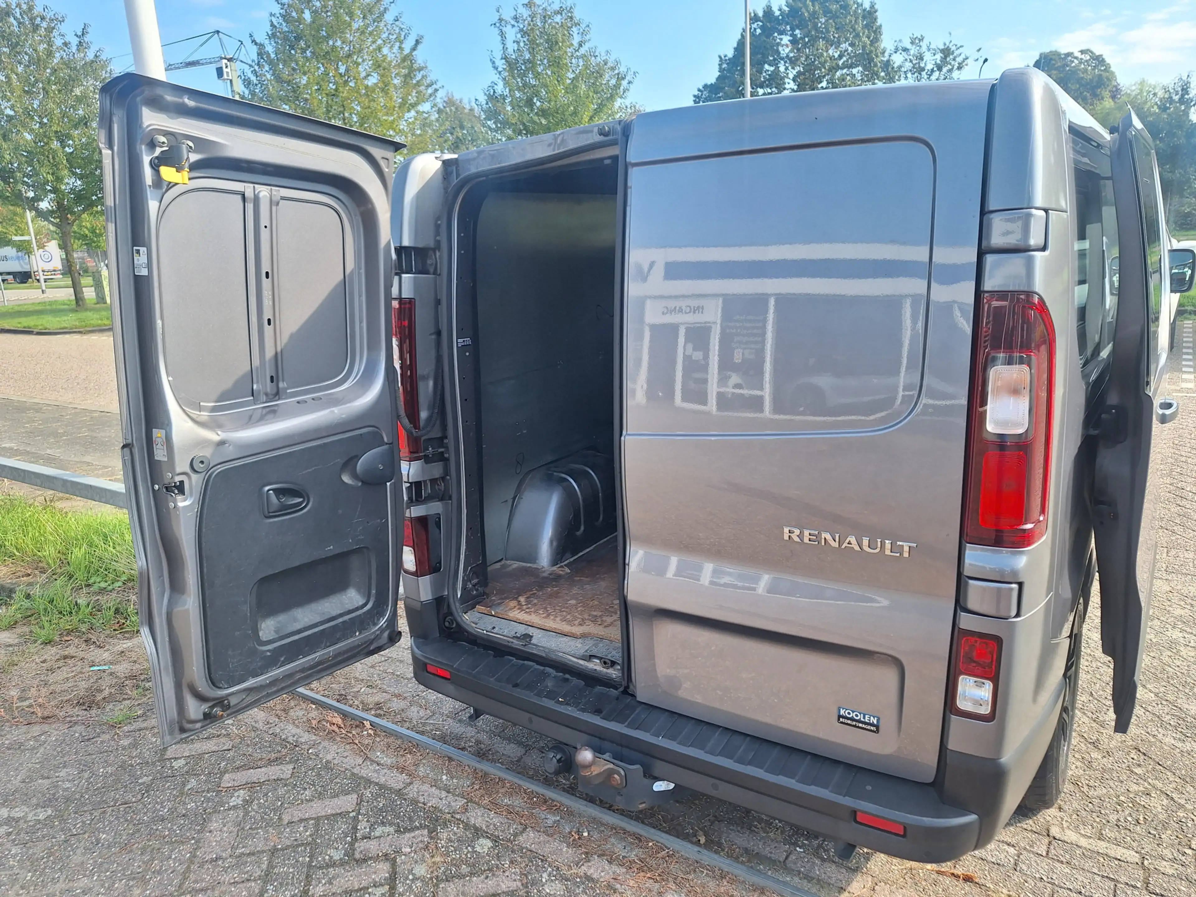 Renault Trafic 1.6 dCi T29 L2H1 DC Luxe — photo 24