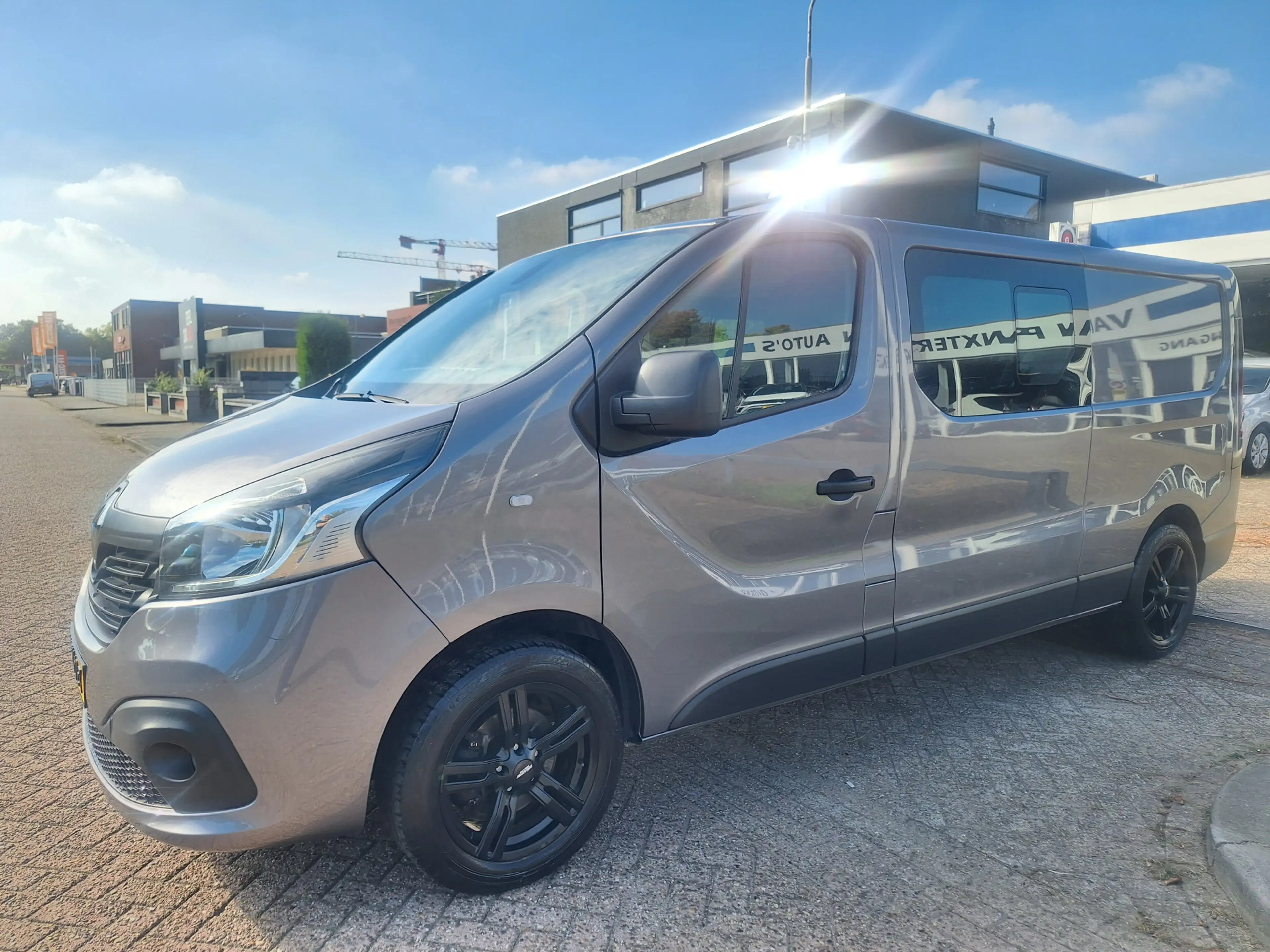 Renault Trafic 1.6 dCi T29 L2H1 DC Luxe — photo 3