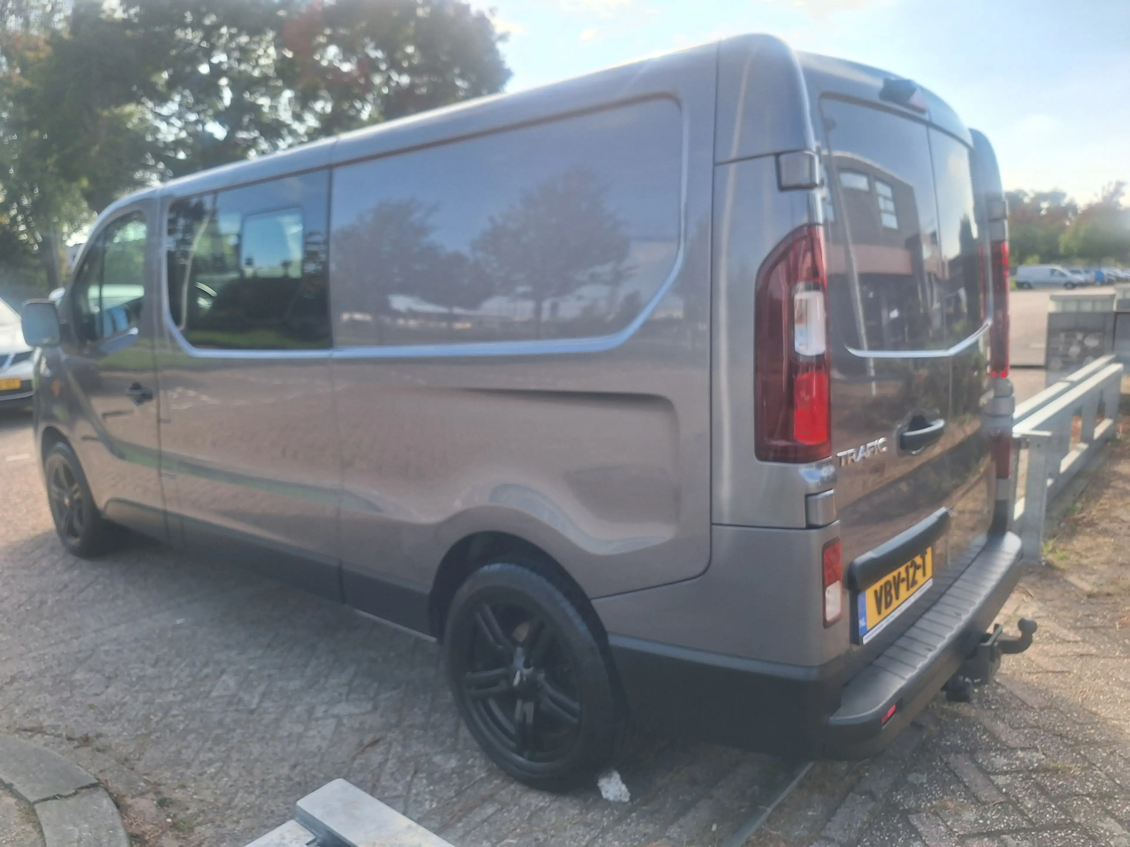 Renault Trafic 1.6 dCi T29 L2H1 DC Luxe — photo 4