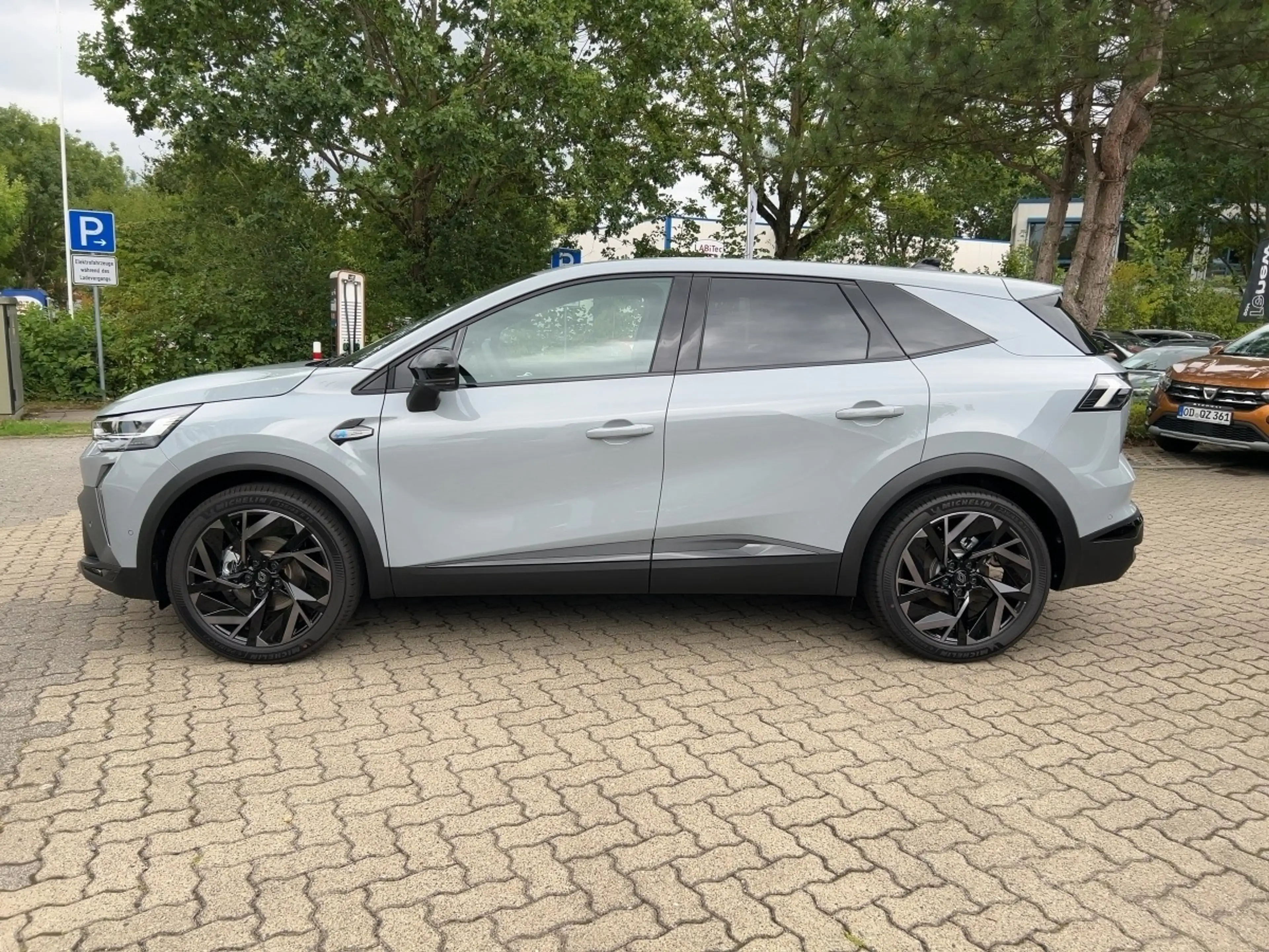 Renault Symbioz E-TECH Full Hybrid 145 Esprit Alpine — photo 2