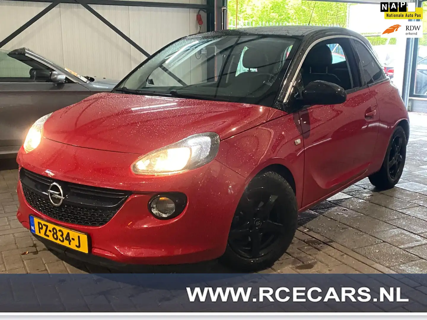 Opel Adam 1.4 Glam Stoel Stuurverw Cruise PDC Clima Blueth N Rosso - 1