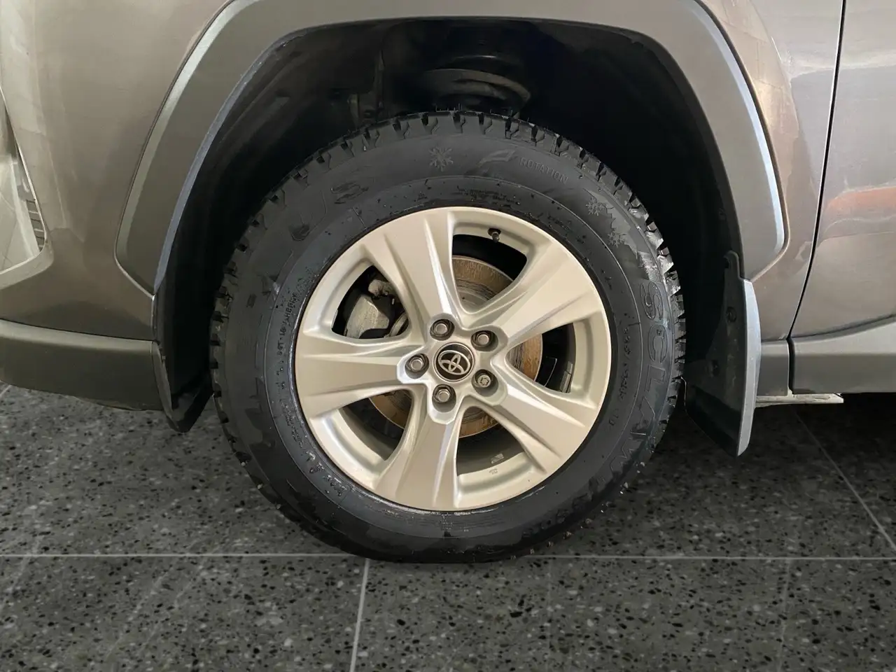 Toyota RAV 4 снимка Toyota RAV 4