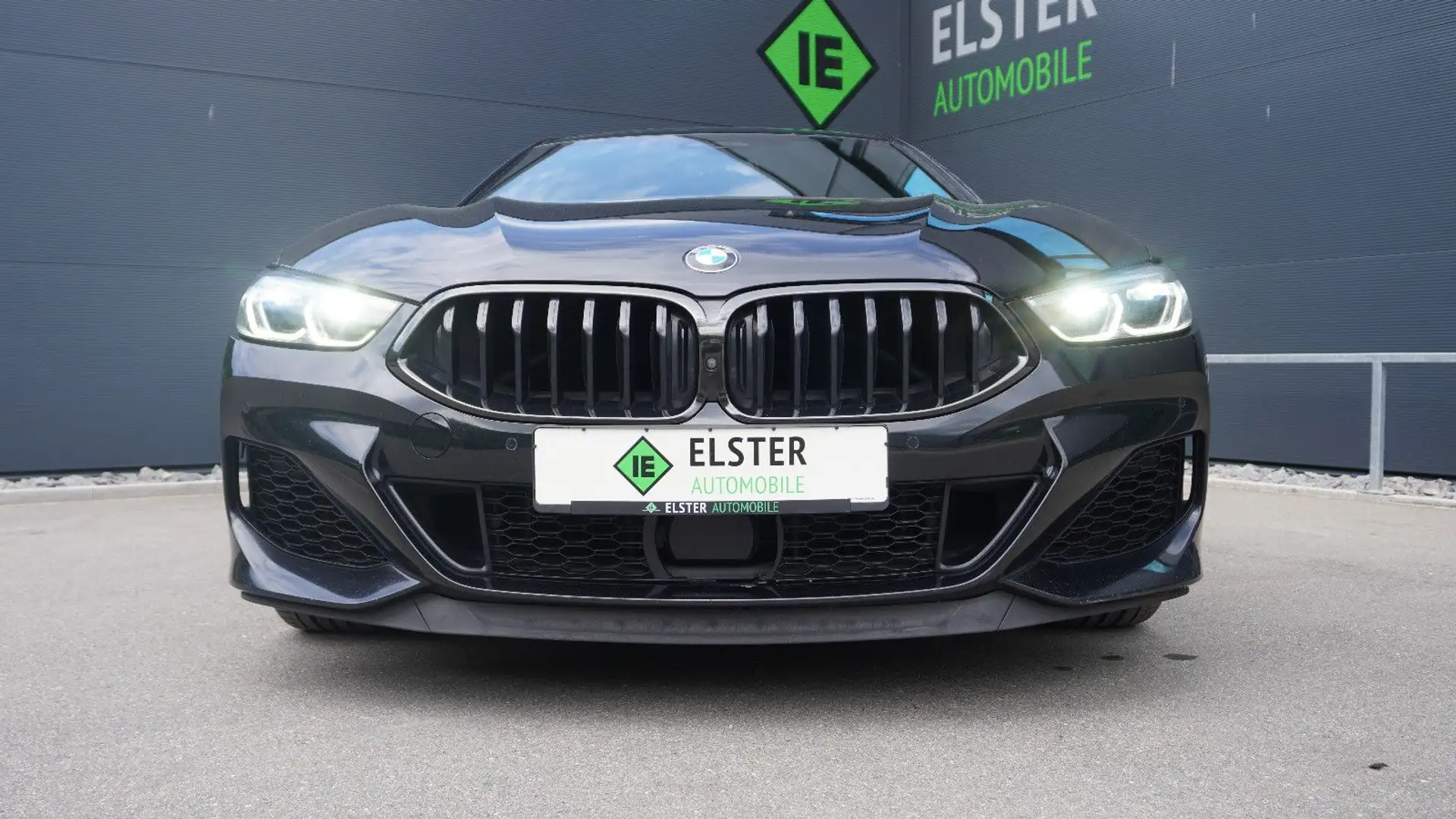 BMW M850 i xDrive Panorama H&K Sound 360° Kamera LED Чорний - 2