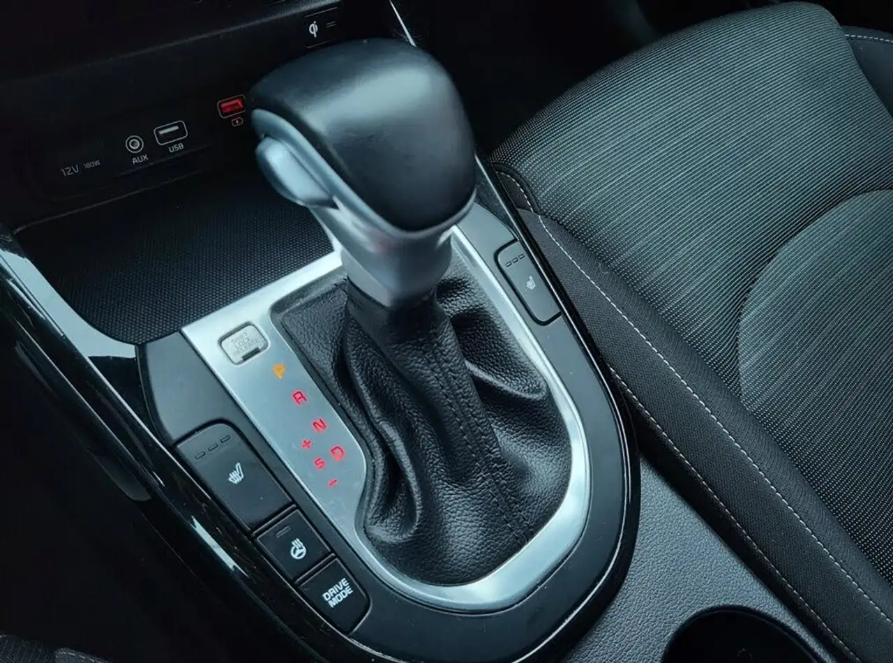 Kia Forte снимка Kia Forte