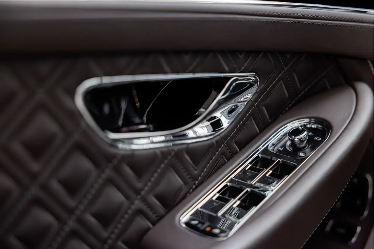 Bentley Continental GT 2022 — фото 10