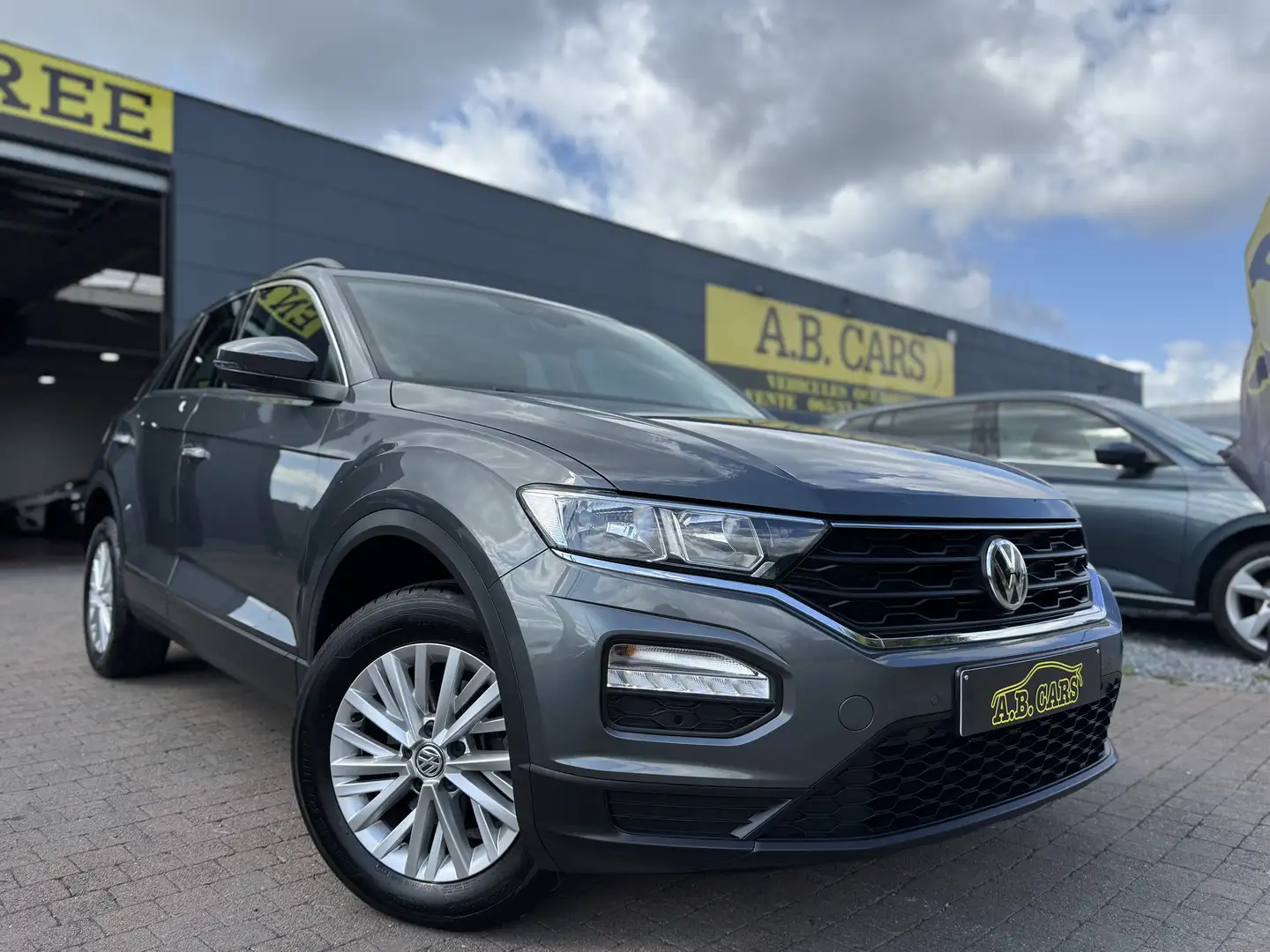 Volkswagen T-Roc 1.0 TSI *GARANTIE 12MOIS* Gris - 1