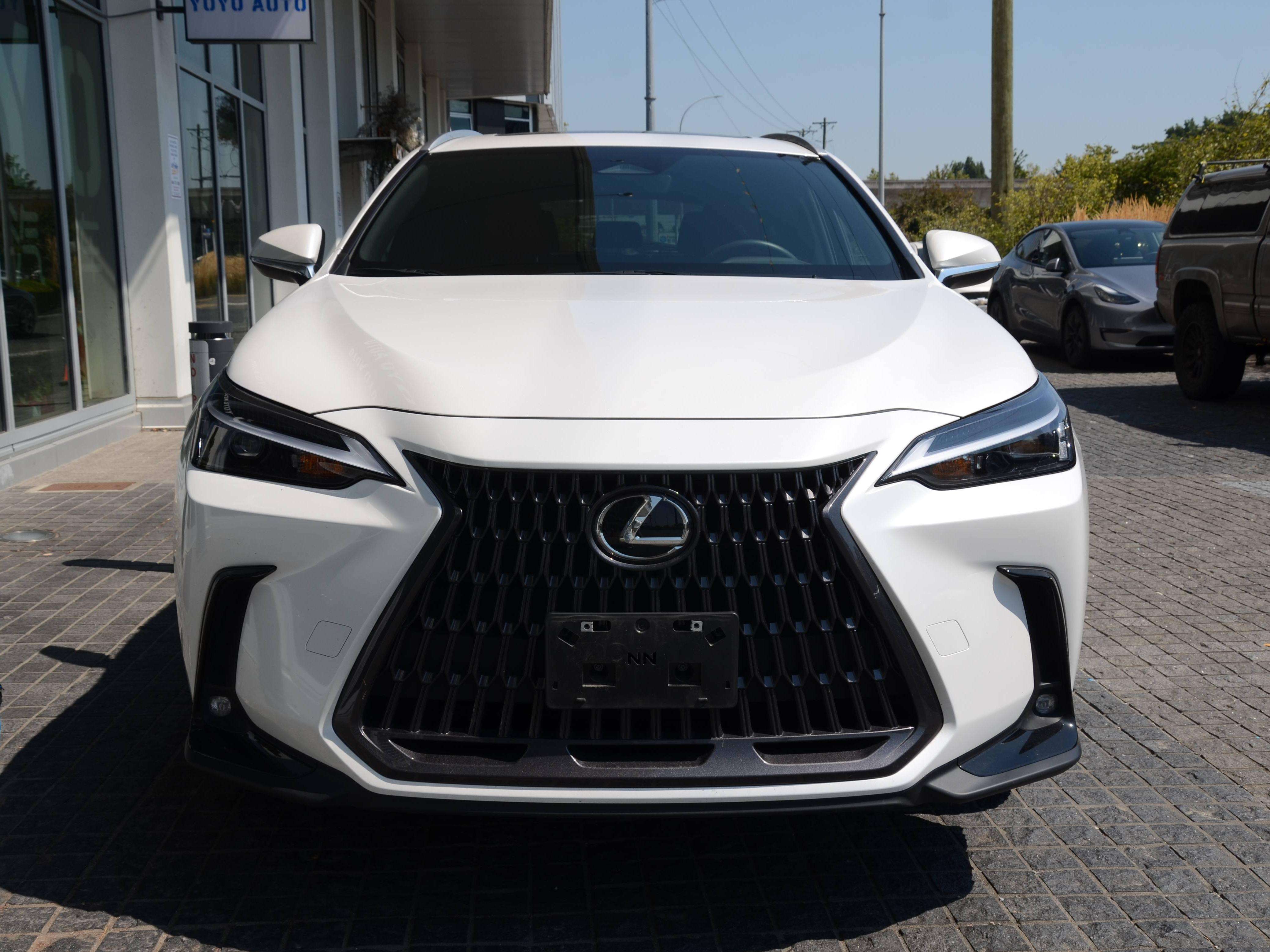 2025 Lexus NX No Accident | Low KM — снимка 1