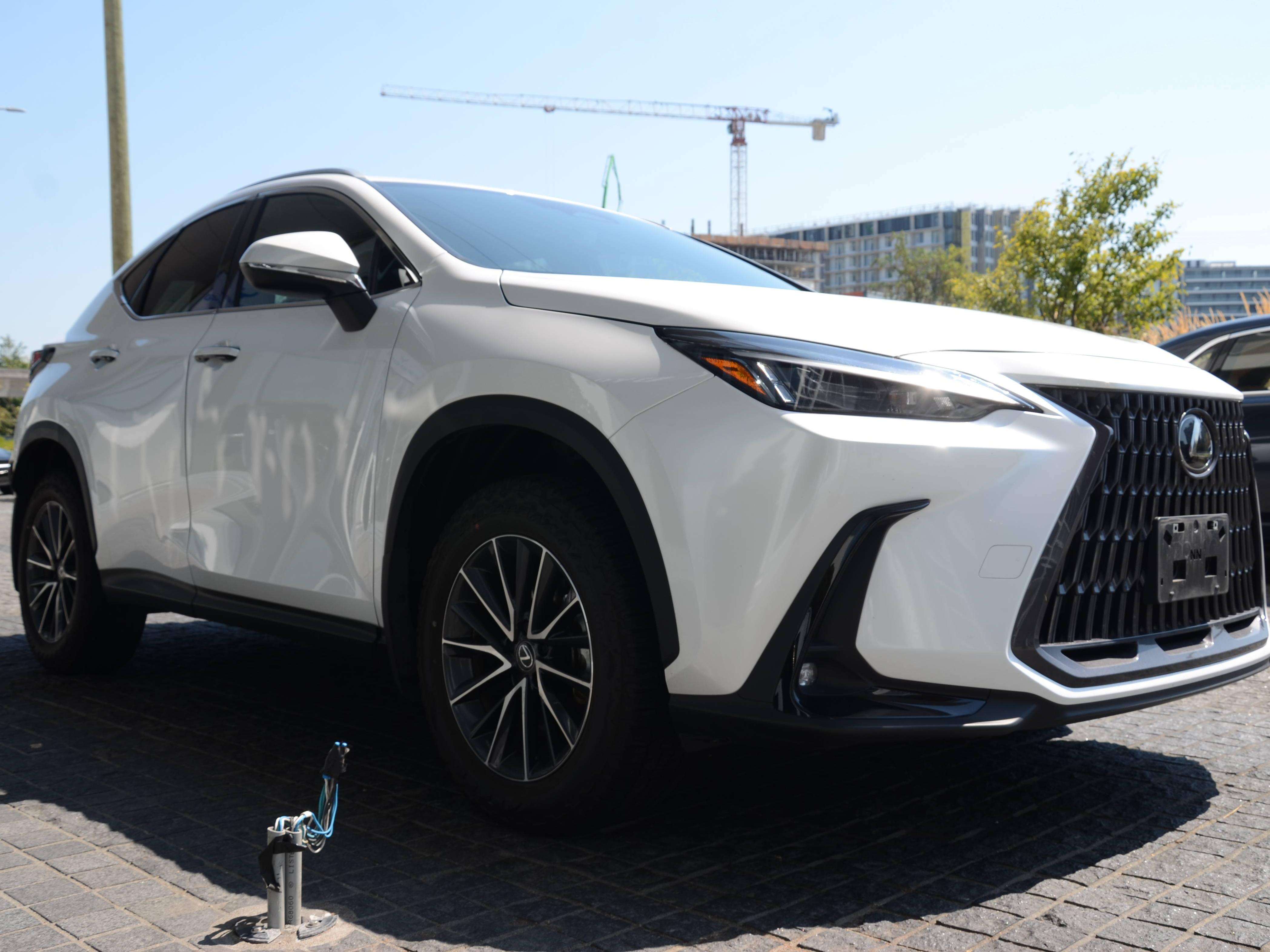 2025 Lexus NX No Accident | Low KM — снимка 1