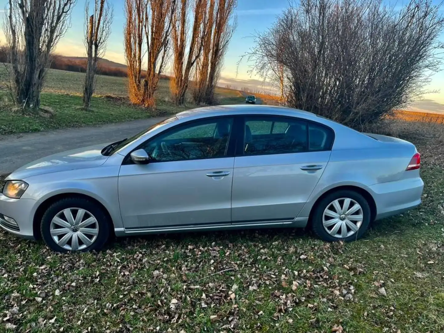 Volkswagen Passat Passat Sky BMT 1,6 TDI Silber - 2