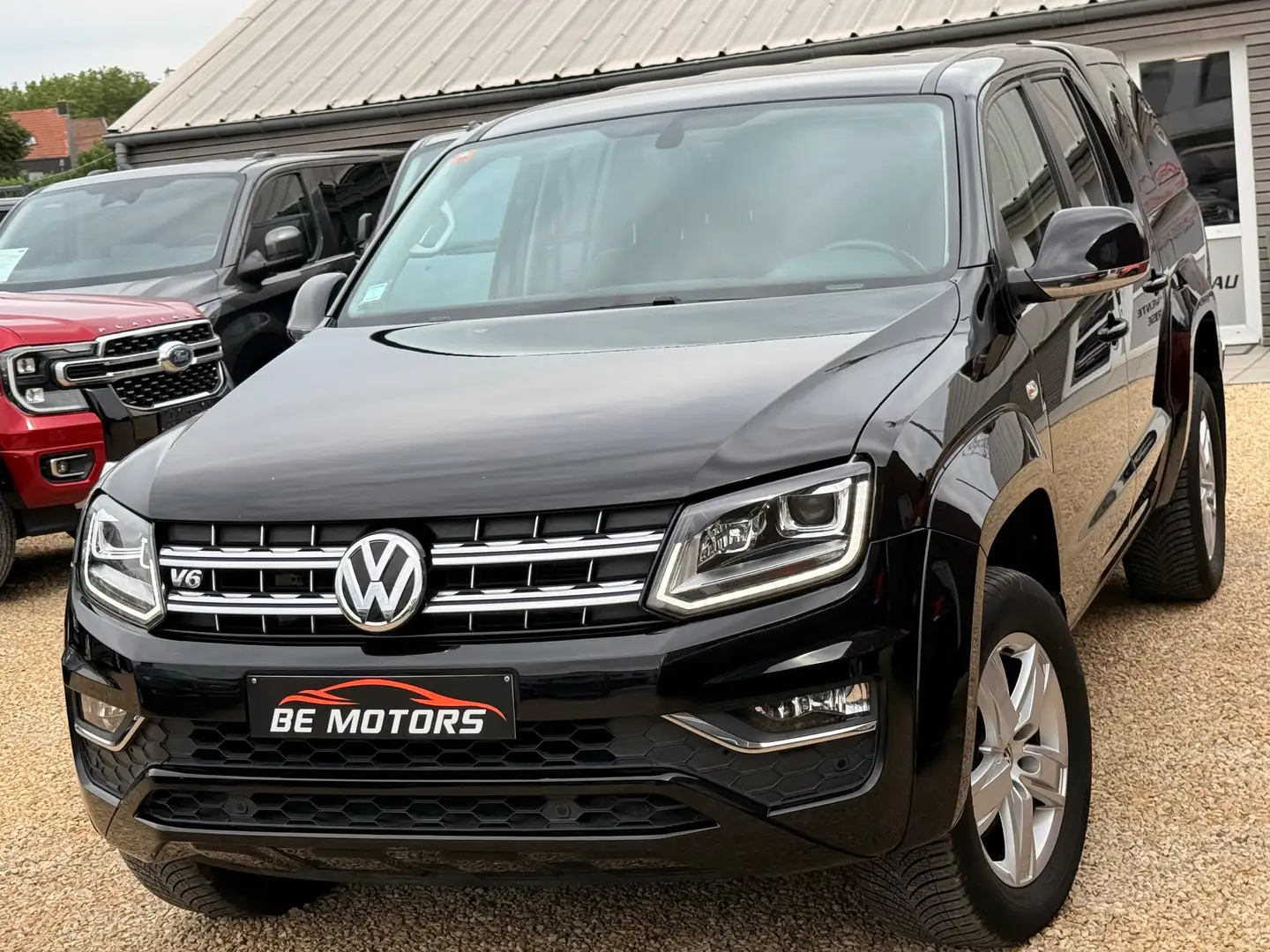 VOLKSWAGEN Amarok