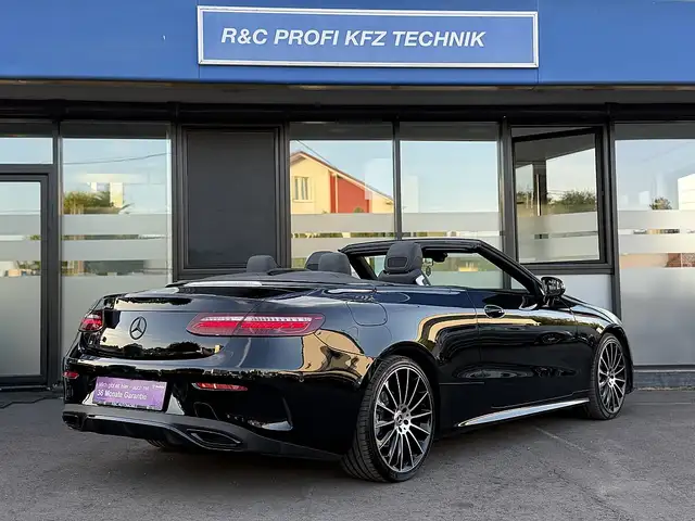 Mercedes-Benz E 220 d AMG Line/NIGHT PAKET/HEAD UP/MULTI BEAM/360 K... Ansicht 13