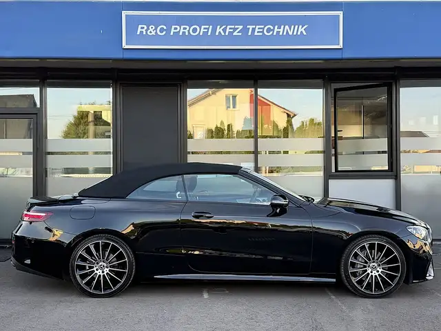 Mercedes-Benz E 220 d AMG Line/NIGHT PAKET/HEAD UP/MULTI BEAM/360 K... Ansicht 16
