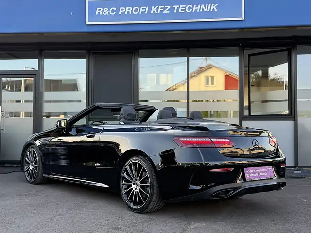 Mercedes-Benz E 220 d AMG Line/NIGHT PAKET/HEAD UP/MULTI BEAM/360 K... Ansicht 9