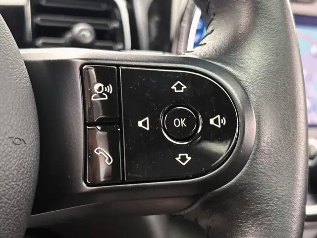 Mini Hatch view 14