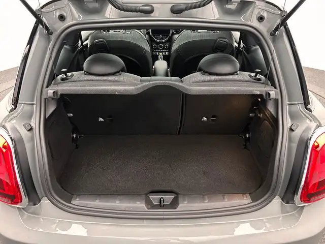 Mini Hatch view 22