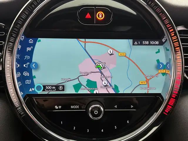 Mini Hatch view 28
