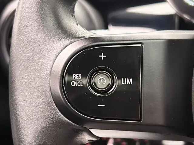 Mini Hatch view 17