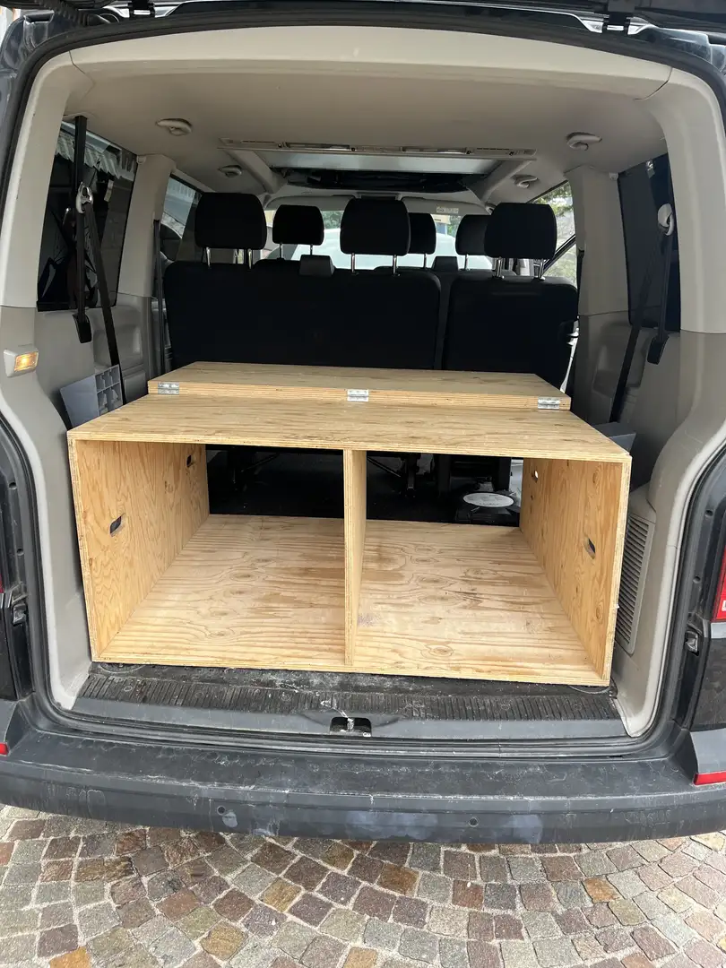 Volkswagen T6 Caravelle 4 motion Negro - 1