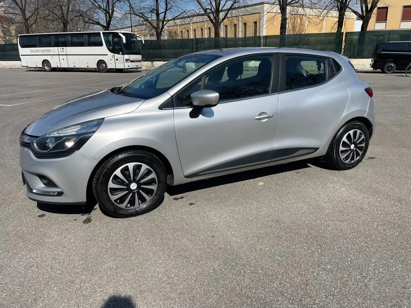 Renault Clio Clio Sporter 0.9 tce energy Zen 90cv Grigio - 2